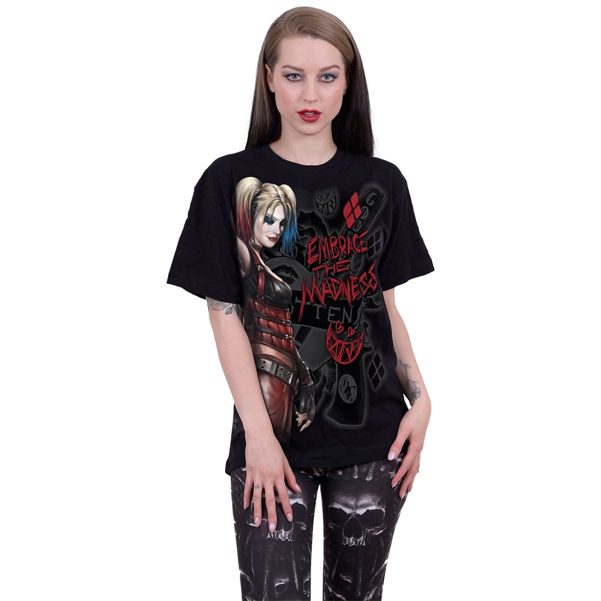 HARLEY QUINN - EMBRACE MADNESS - Front Print T-Shirt Black - Spiral USA